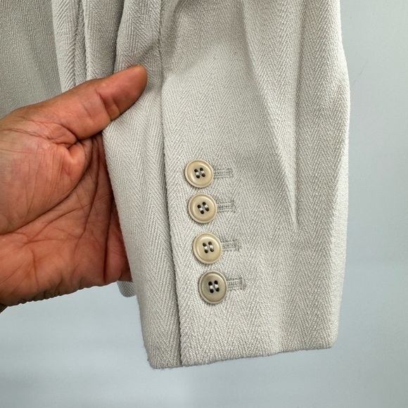 Emanuel Ungaro beige suit separate blazer jacket size 8 euro 42 - Picture 11 of 14